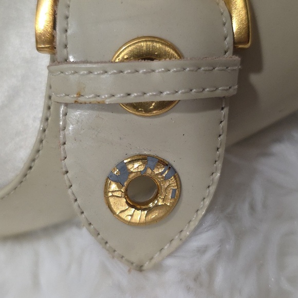 Talbots Patent Leather Cream Pointed Slingback Heels. Size 8.5 - Picture 3 of 9